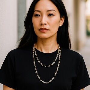 EUC Womens 18” Genuine Australian Crystal Gold Necklace